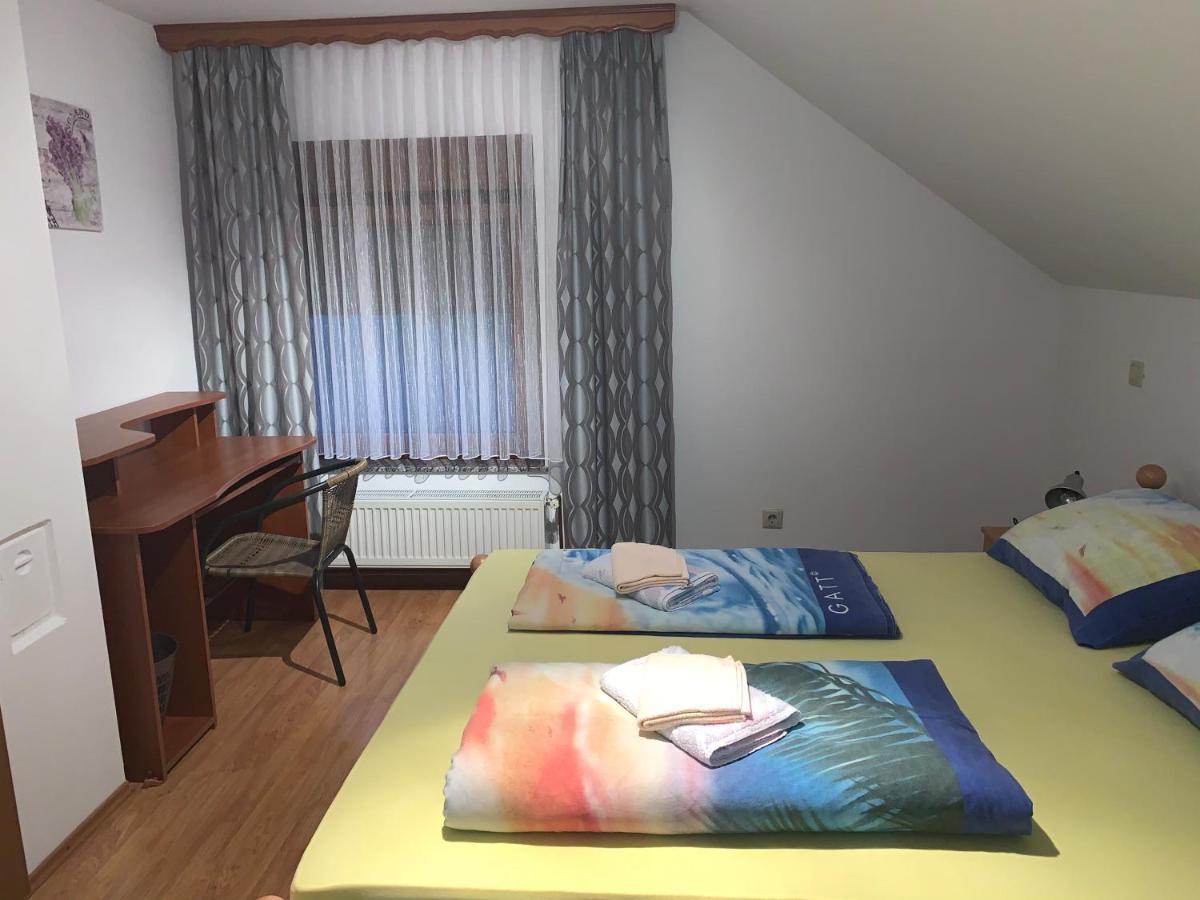 סלוניי Apartman Patrik מראה חיצוני תמונה